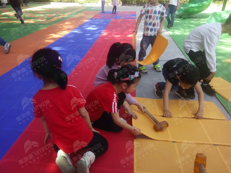 唯美康室外運動場懸浮地板,唯美康幼兒園懸浮地板廠家,唯美康拼裝運動地板 唯美康室外運動場懸浮地板,唯美康幼兒園懸浮地板廠家,唯美康拼裝運動地板